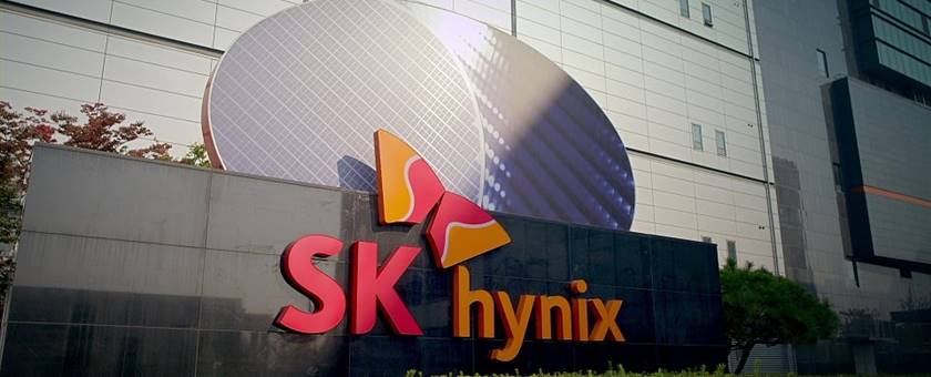 SK하이닉스, 새 역사 썼다…1분기 영업익 37조·영업이익률 72%