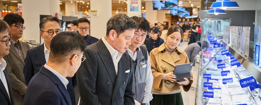 정용진 '혁신과 도전' 성과 가시화…이마트, 1분기 최대 영업익