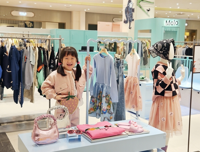 “대세로 떠오른 ‘프리틴(Pre-Teen)’.. 백화점 아동 브랜드 지형도 바꾼다”