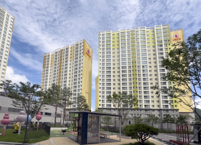 부영그룹 '태백 포레스트 애시앙' 인기...입주 대기자 '북적'