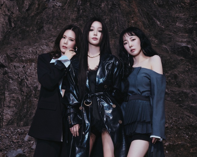 '15년 만의 재결합' 씨야