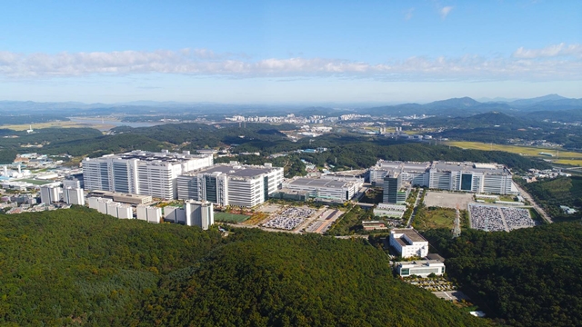 LG디스플레이, 1분기 영업익 1467억…전년비 338% 증가